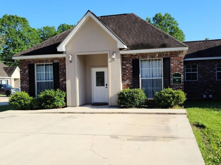 Chateau 16 Hammond Exterior foto
